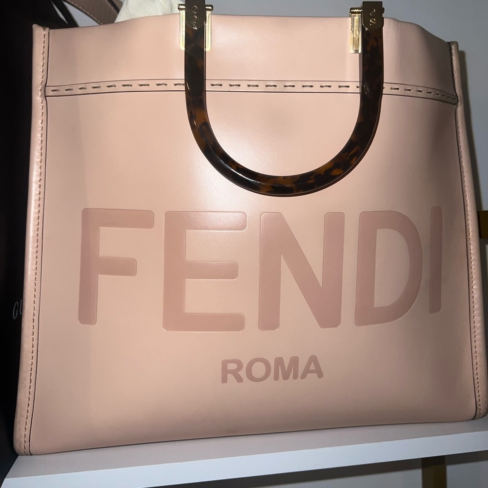 ‼️SOLD ‼️ Fendi  Medium Shopper ‼️SOLD ‼️